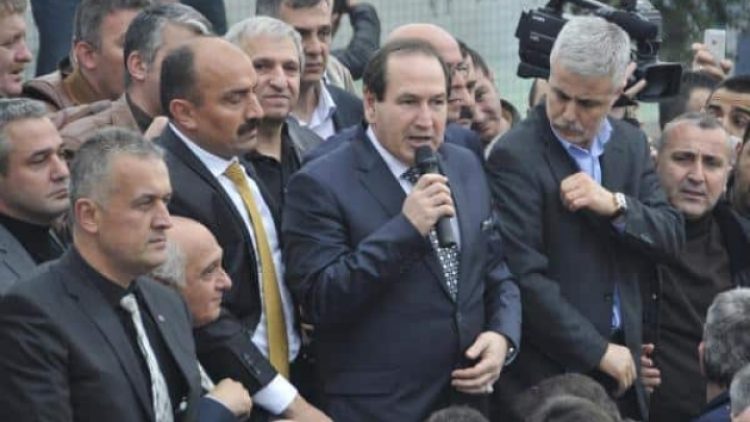 Fabrikada silahlı saldırıya uğrayan Lastik İş başkanı hayatını kaybetti