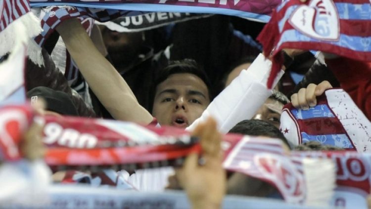 ‘Burak Yılmaz’a yol gösterilecek, Onur Kıvrak defteri kapadı’