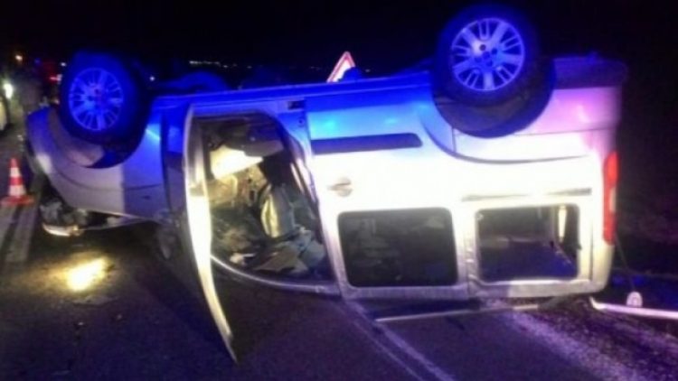 AKP’lileri taşıyan araç kaza yaptı! Çok sayıda yaralı var