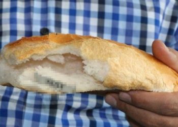 Skandal: Ekmeğin içinden çıktı