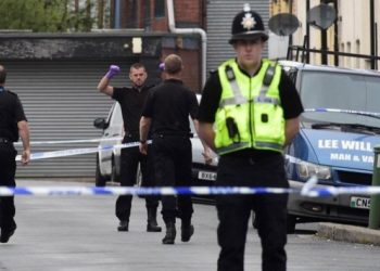 Londra’da bomba alarmı