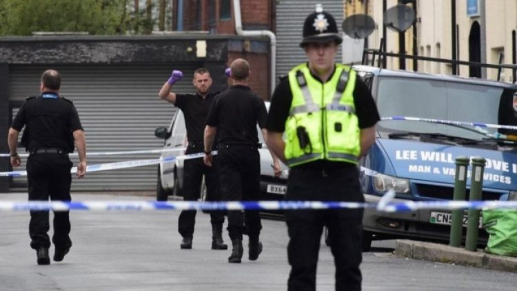 Londra’da bomba alarmı