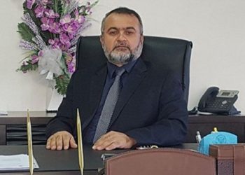 ‘Kadın adaya oy vermeyeceğim’ diyen ‘uzay profesörü’ istifa etti
