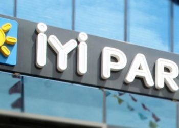İyi Parti ilk büyükşehir adayını tanıttı