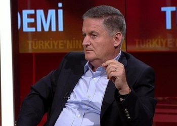 Ahmet Zeki Üçok işkence davasından beraat etti