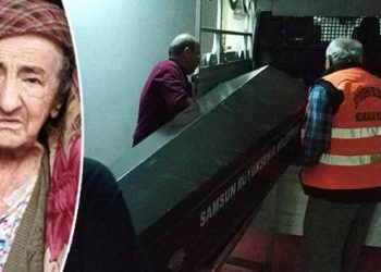 Sobadan tutuşan kıyafetini söndürmek için üzerine kaynar su döken kadın yaşlı öldü