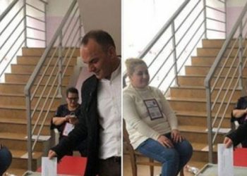 Kaçak Galip Öztürk’ten ‘dalga geçer’ gibi hareket