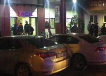 Hastanede silahlar konuştu: Yaralılar var