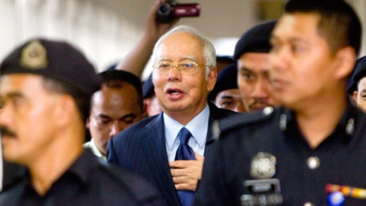 Malezya eski Başbakanı Rezzak gözaltına alındı