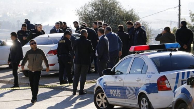 Antalya Emniyet Müdür Yardımcısı aracında ölü bulundu