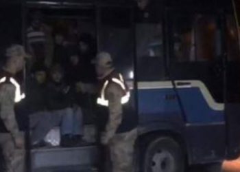 Van’da soğuk havada ölüme terk edilen 46 göçmen bulundu