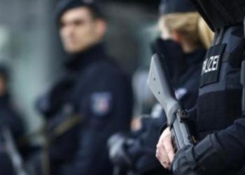 Almanya’da 14 havalimanında güvenlik alarmı