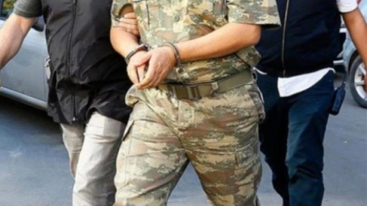 30 askere gözaltı kararı