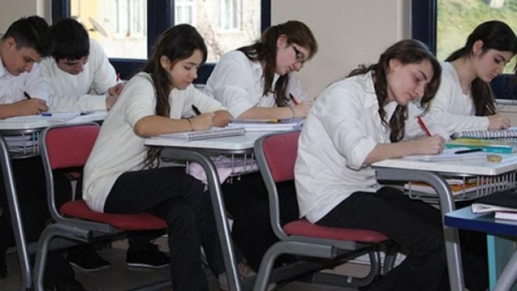 ‘Bazı liselerde eğitim süresi azalacak’