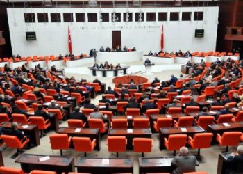 Polis aracındaki tecavüz Meclis’e taşındı