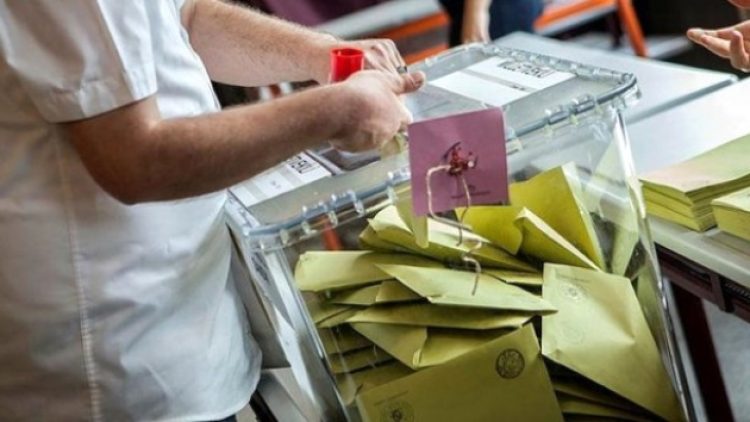 31 Mart seçim sonuçlarını kararsızların oyu belirleyecek
