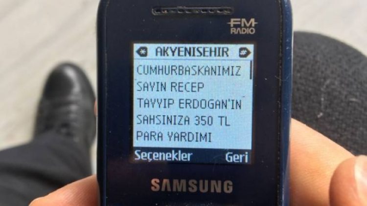 Padişah usulü sadaka dağıtım mesajı