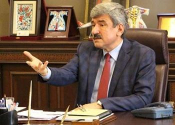 MHP, Cemaatten diye şikayet ettiği adayı destekleyecek