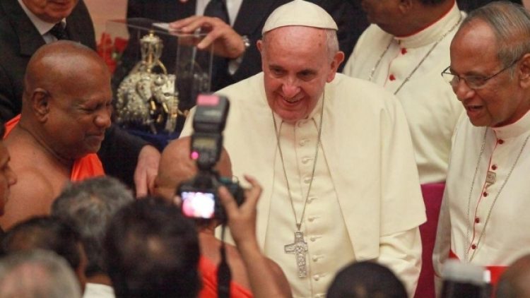 Maduro’dan Papa’ya mektup