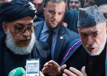 Taliban ve Afgan siyasiler Moskova’da barış masasında