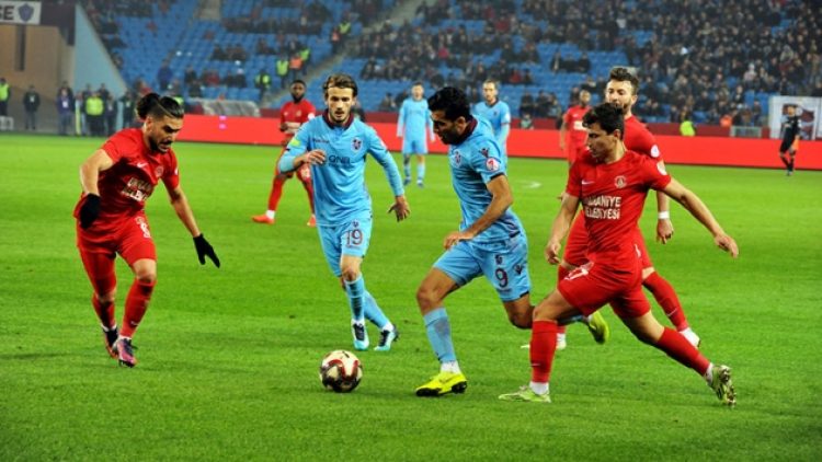 Fırtına kendi evinde Ümraniyespor’u yenemedi