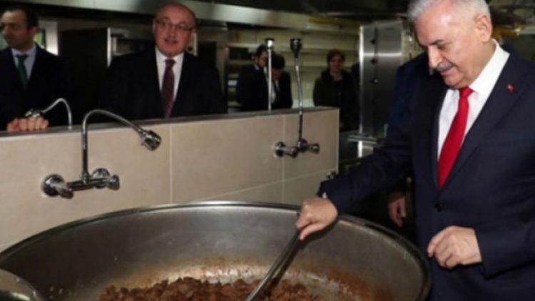 Yıldırım, özel garsonunu müşavir kadrosuna atadı
