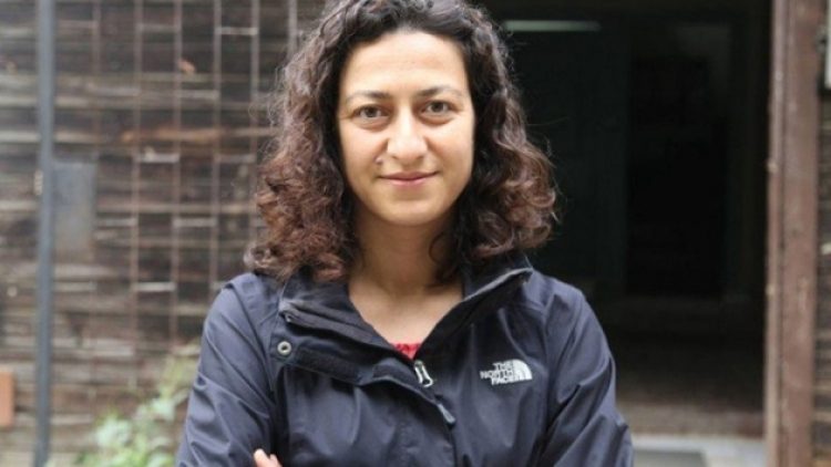 Gazeteci Derya Okatan serbest bırakıldı