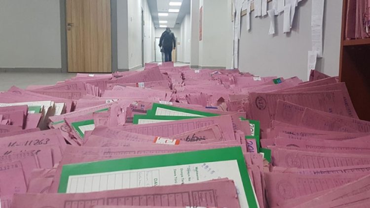 Sanayinin kalbi Kocaeli’de 4 kişiden biri icralık