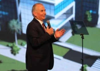 AKP’den denizi olmayan kente plaj vaadi