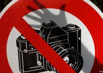 Basın kartı krizinde tepkiler artıyor