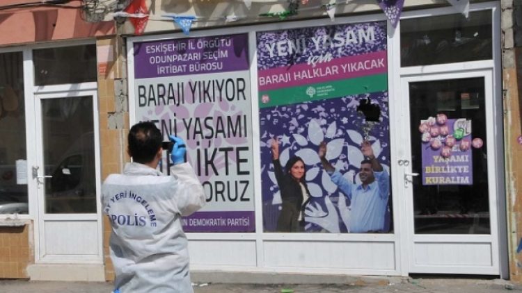Erdoğan’ın hedef aldığı HDP’ye 2 haftada 5’inci saldırı