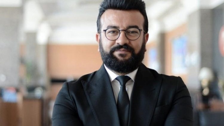 Oğlunu istismardan tutuklanan ‘çocuk koruma derneği’ başkanı serbest bırakıldı