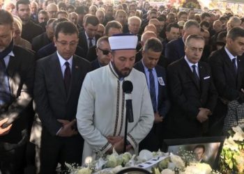 Ertuğrul Akbay toprağa verildi