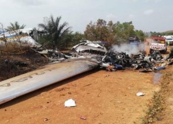 Kolombiya’da uçak düştü: 15 ölü