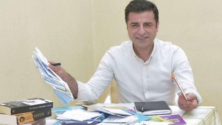 Demirtaş: Bu dille seçim kazansan bile toplumun bağrına rüzgar ekmiş olursun