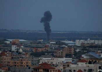 İsrail Gazze Şeridi’ni vurdu