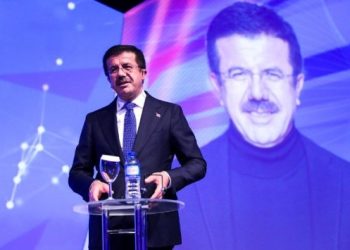 Zeybekci: İçkili mekanları tartışmak yobazlıktır