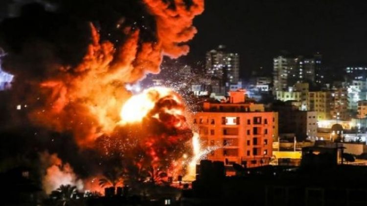 İsrail gece boyunca Gazze’yi vurdu