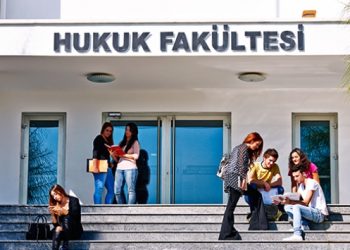 Hukuk Fakültesi mezunlarına baraj sınavı geliyor, başarılı olamayanlar rütbeli polis olacak