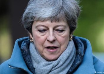 İngiltere Başbakanı May Brexit anlaşması sonrası istifaya hazır