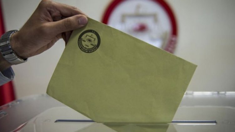 Resmi olmayan sonuçlara göre kazanan adaylar