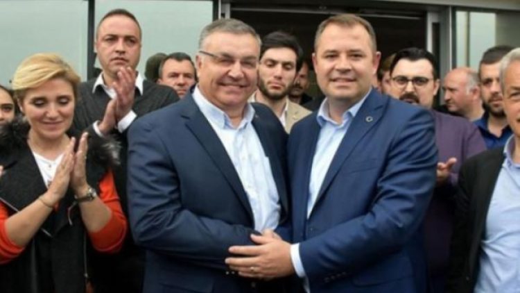 Bağımsız aday Kesimoğlu, seçimin galibi oldu