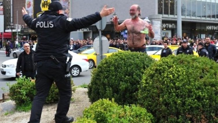 “Faturalarımı ödeyemiyorum” diyerek kendini yakmaya çalıştı