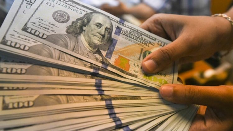 Dolar/TL’de 5.80 üzeri seyir devam ediyor