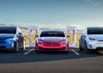 Yeni Tesla Model S, Ankara’dan İzmir’e tek şarjla gidebilecek