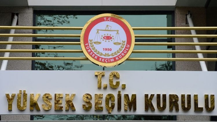 YSK, Cumaya kadar İstanbul hakkındaki kararını vermesi gerekiyor