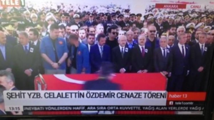 CHP lideri Kemal Kılıçdaroğlu şehit cenazesinde