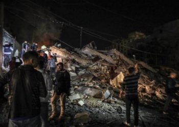 İsrail, Gazze’de sivilleri de hedef aldı: 24 ölüm