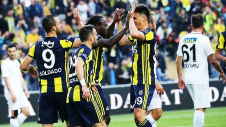 Fenerbahçe kazandı Akhisar küme düştü