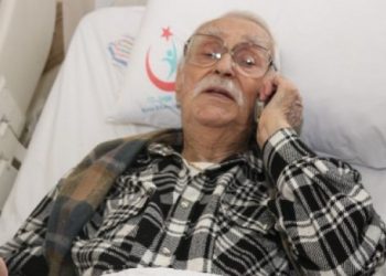 Eşref Kolçak hastaneye kaldırıldı